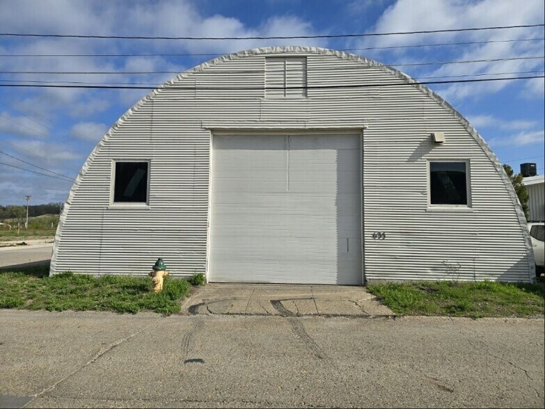 Primary Photo Of 635 New York Ave, Des Moines Industrial For Lease