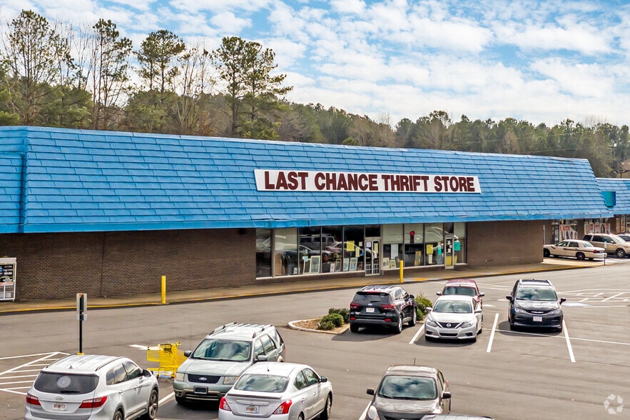 More Photos Of 900 Thornton Rd, Lithia Springs Unknown For Lease