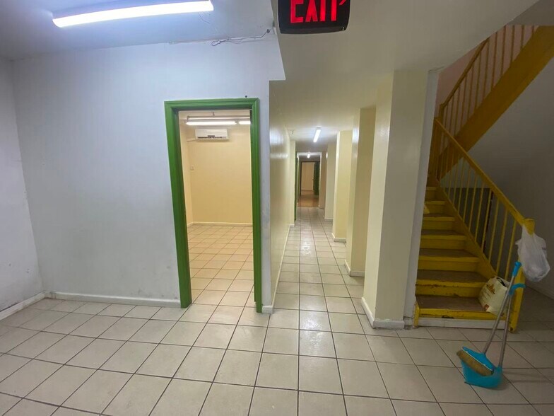 More Photos Of 14477 Barclay Ave, Flushing Apartments For Sale