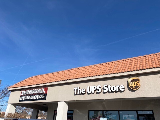 More Photos Of 3301 Coors Blvd NW, Albuquerque Freestanding For Sale