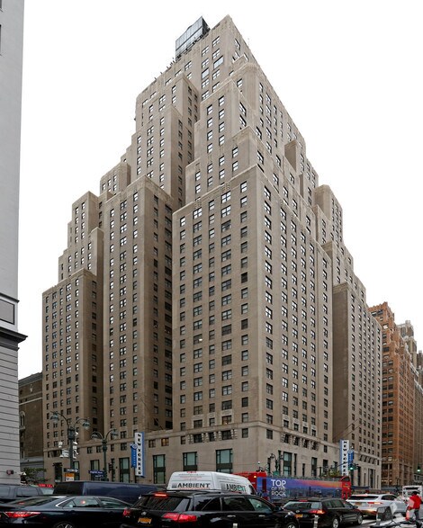 More Photos Of 481 Eighth Ave, New York Office For Lease