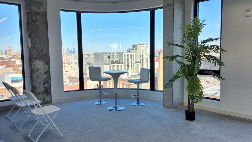 More Photos Of 67 Taaffe Pl, Brooklyn Office For Lease