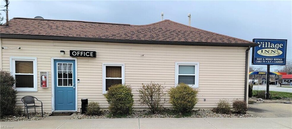 More Photos Of 3537 Liberty Ave, Vermilion Hotel For Sale