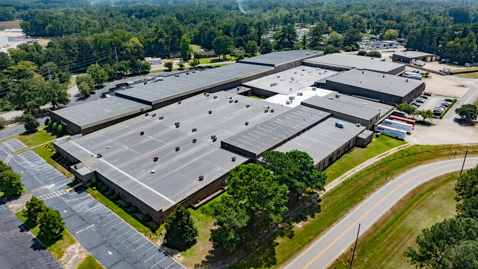 More Photos Of 1 Soffe Dr, Fayetteville Distribution For Sale