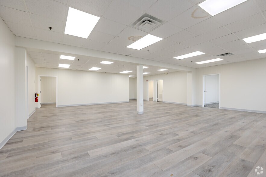 More Photos Of 3350 Hamilton Blvd SW, Hapeville Manufacturing For Sale