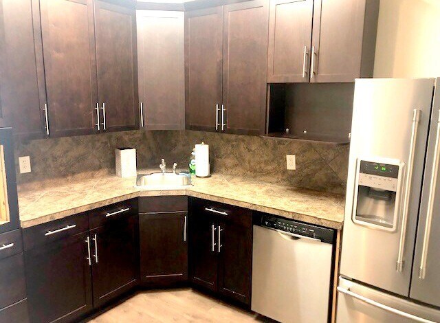 More Photos Of 134 Pembina Rd, Sherwood Park Flex For Sale