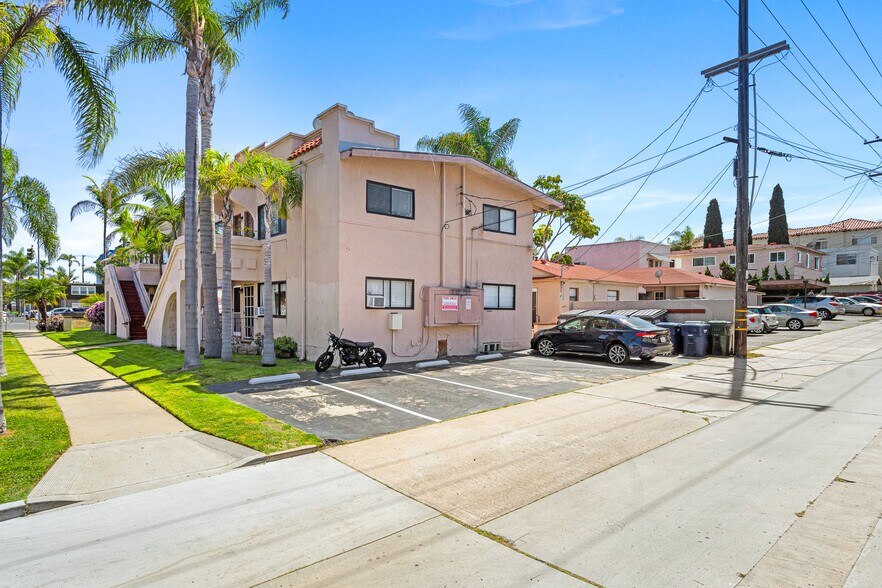 More Photos Of 308-330 Orange Ave, Coronado Apartments For Sale