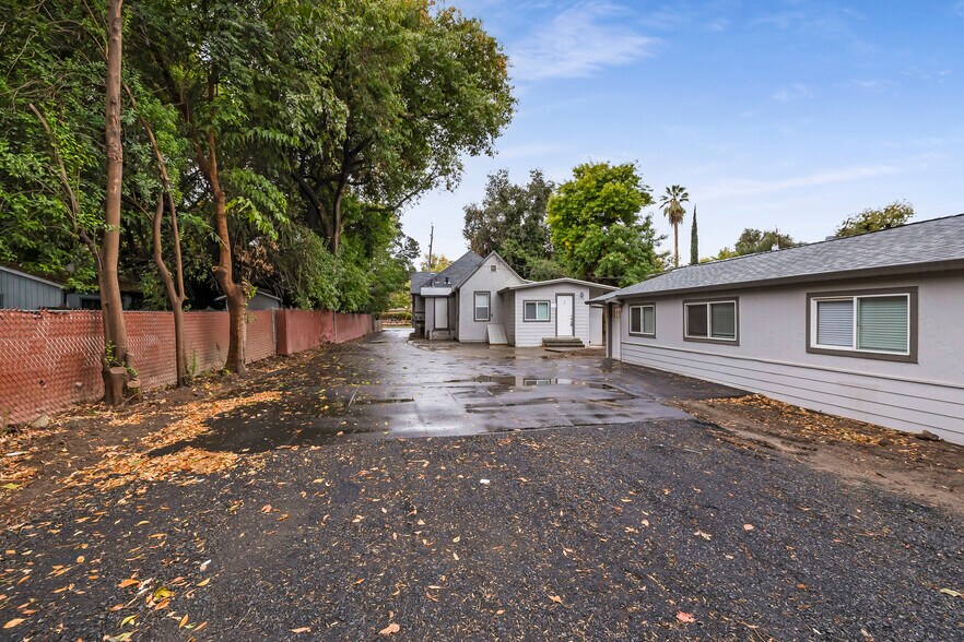 More Photos Of 1122 Stewart Ave, Chico Apartments For Sale