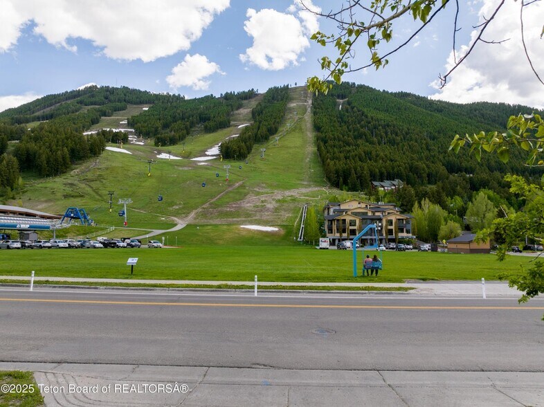 More Photos Of 35 E Snow King Ave, Jackson Land For Sale