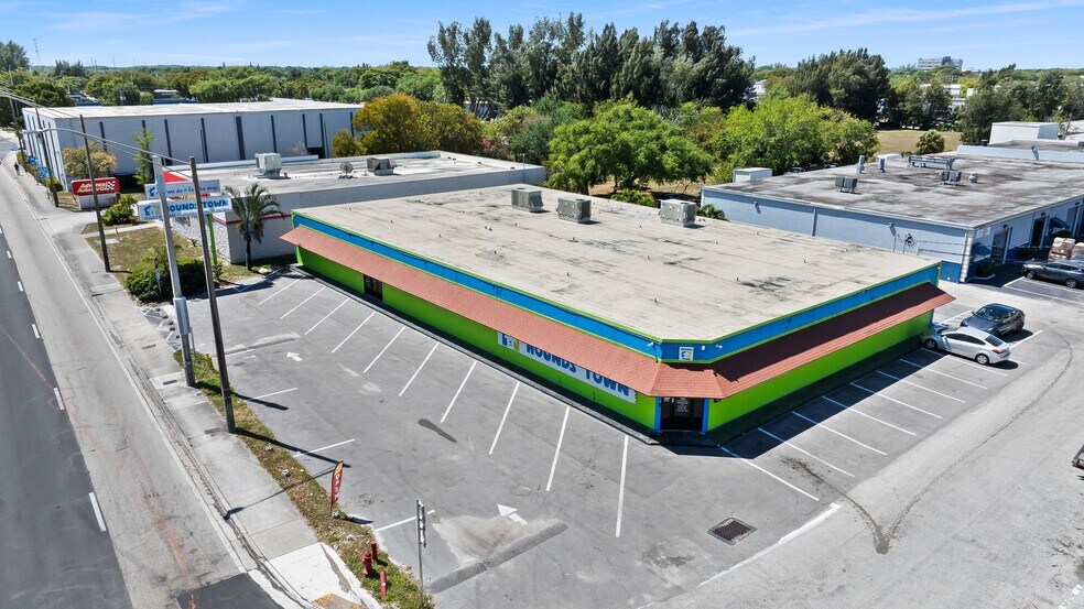 Primary Photo Of 5149 Powerline Rd, Fort Lauderdale Storefront For Lease