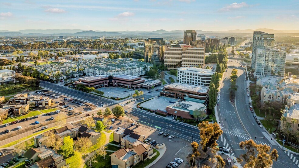 More Photos Of 4150 Regents Park Row, La Jolla Unknown For Lease