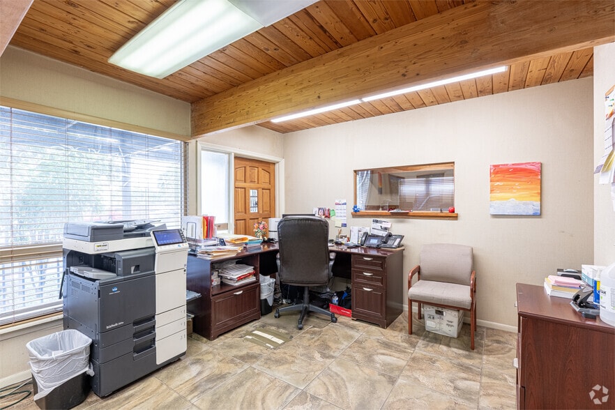 More Photos Of 6190 NW 11th St, Sunrise Office For Sale