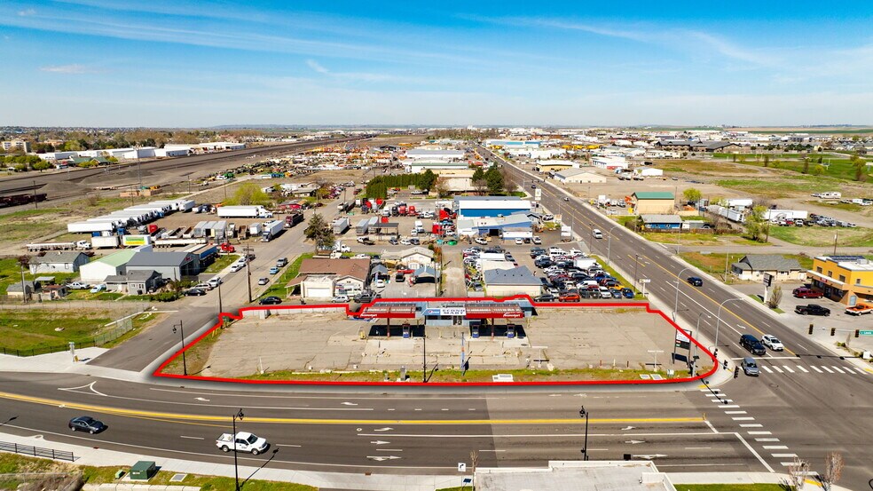 More Photos Of 1211 E Lewis St, Pasco Convenience Store For Sale