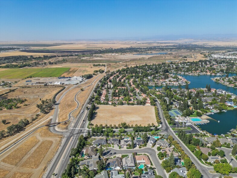 More Photos Of 480 Lakeview Dr, Fresno Land For Sale