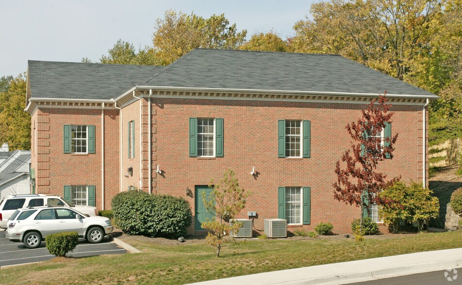 More Photos Of 1313 W Dorothy Ln, Kettering Office For Sale