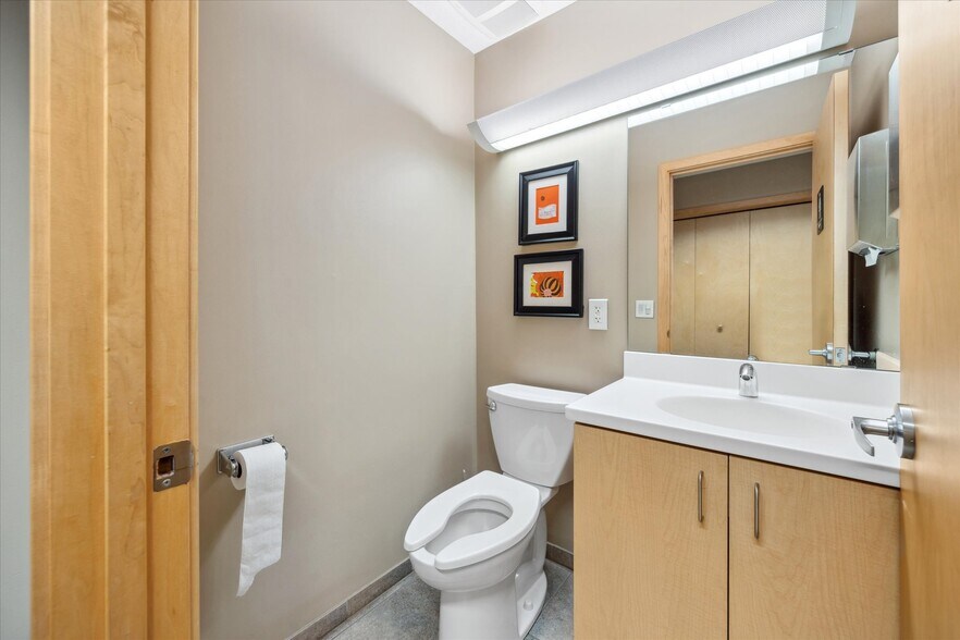 More Photos Of 605 Industrial Pky, Saint Croix Falls Manufacturing For Lease