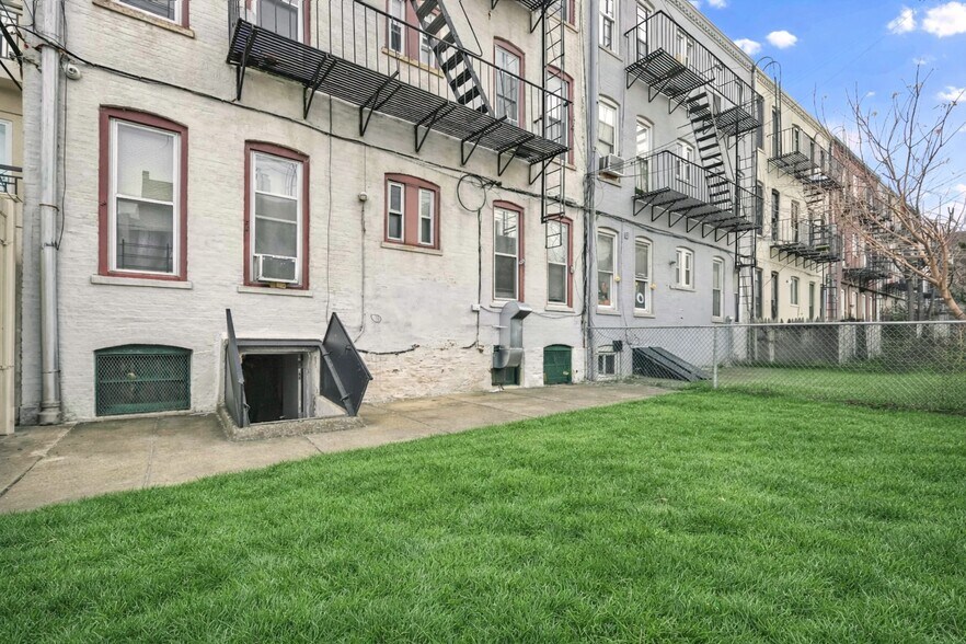 More Photos Of 6340 Fresh Pond Rd, Ridgewood Apartments For Sale