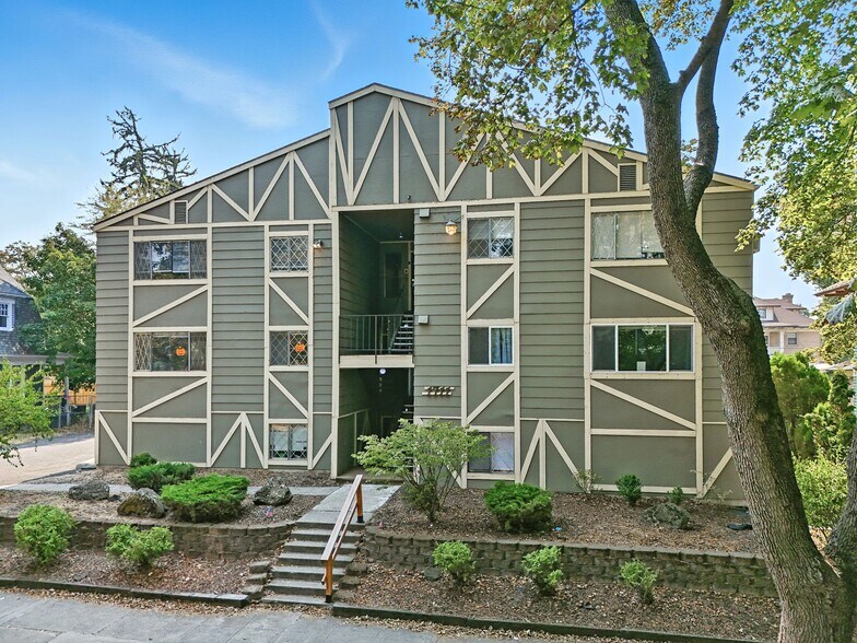 More Photos Of 1711 W 10th Ave, Spokane Multifamily For Sale