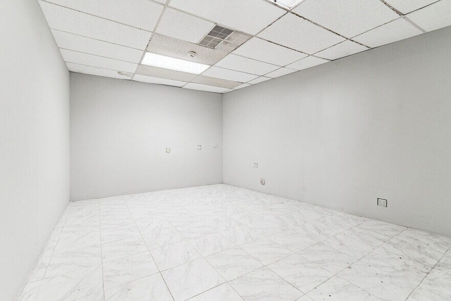 More Photos Of 715 McDuff Ave N, Jacksonville Storefront Retail Residential For Sale