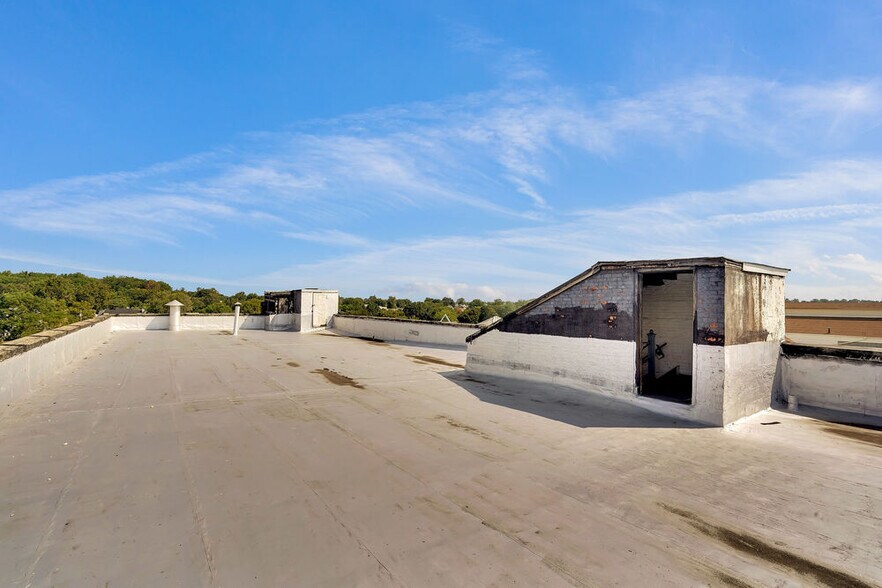 More Photos Of 245-249 Verona Ave, Newark Manufacturing For Sale