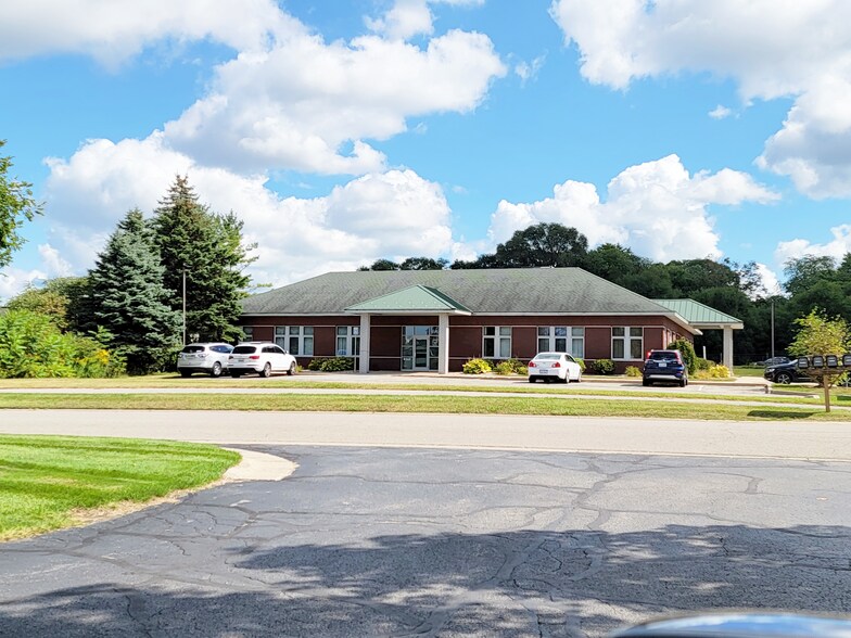 Primary Photo Of 259 Hoover Blvd, Holland Office For Lease