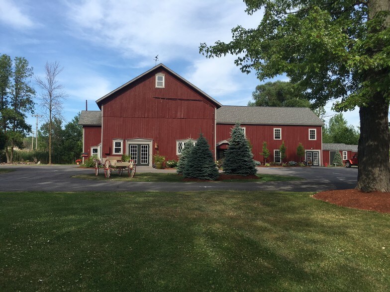 More Photos Of 6452-6456 Collamer Rd, East Syracuse Storefront Retail Residential For Lease