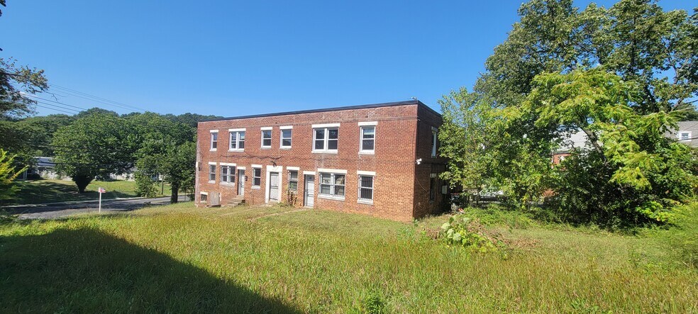 More Photos Of 4962-4966 Benning Rd SE, Washington Apartments For Sale