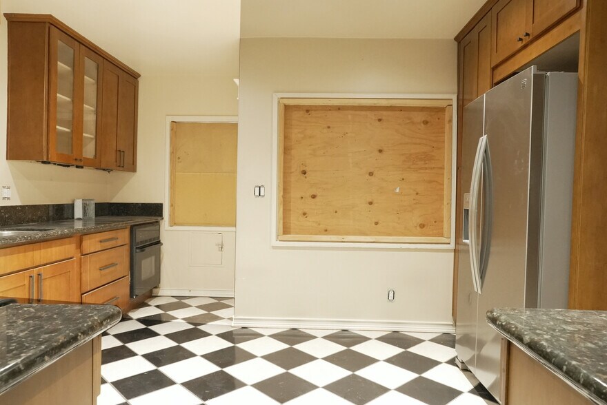 More Photos Of 1201 Temple St, Los Angeles Flex For Lease