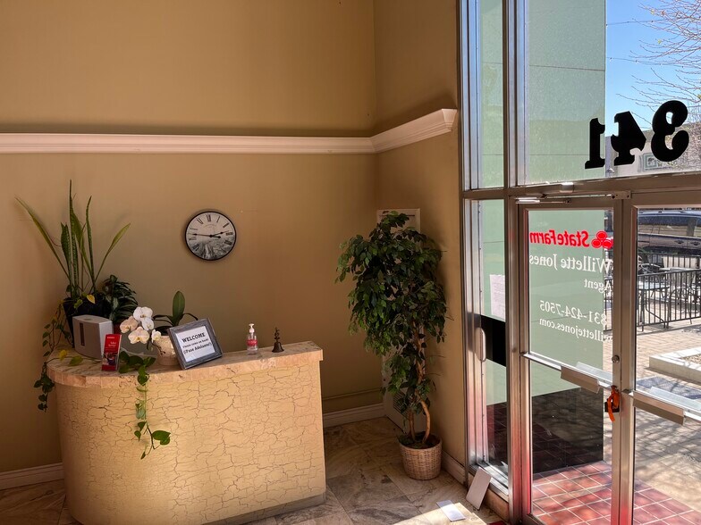 More Photos Of 341 Main St, Salinas Office For Lease