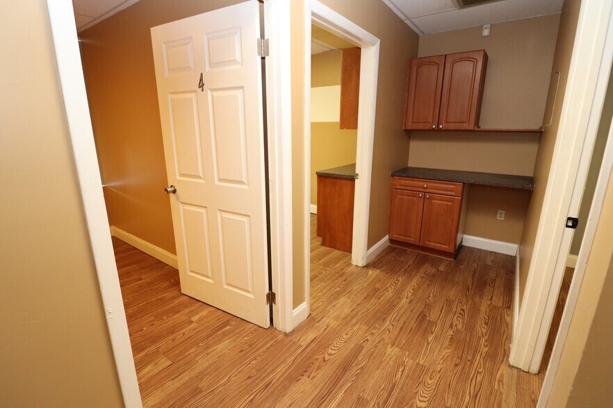 More Photos Of 6731-6755 Sunset Strip, Sunrise Unknown For Lease