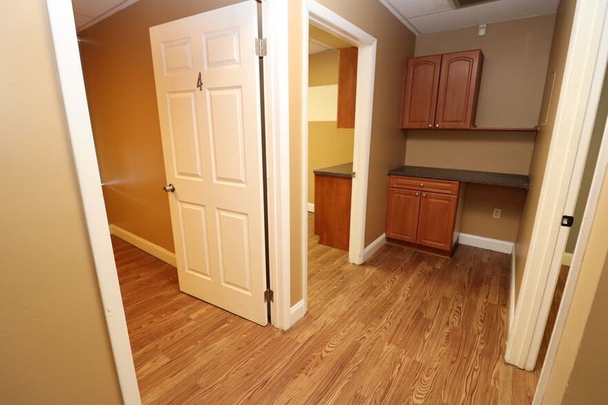 More Photos Of 6731-6755 Sunset Strip, Sunrise Unknown For Lease