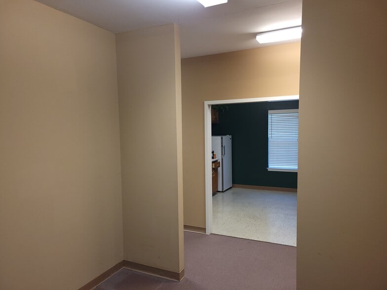 More Photos Of 1015 Cordova Station Ave, Cordova Office For Lease