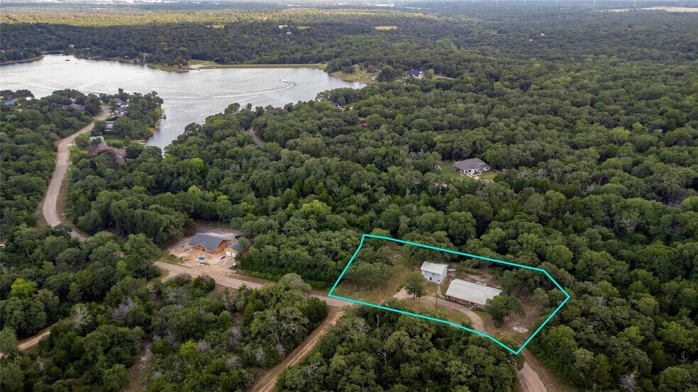 More Photos Of 1213 Lakeland Loop, Hilltop Lakes Specialty For Sale