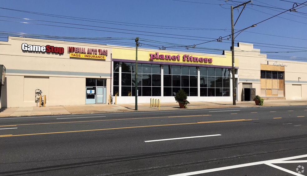 More Photos Of 6410-6442 Frankford Ave, Philadelphia Unknown For Lease