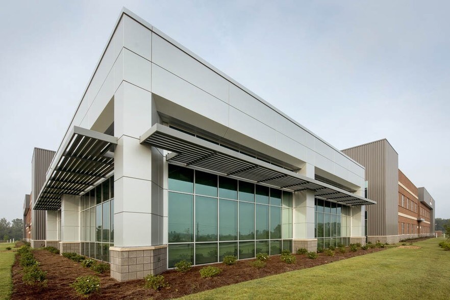 More Photos Of 1000 E Preston Ave, Shreveport Office For Sale