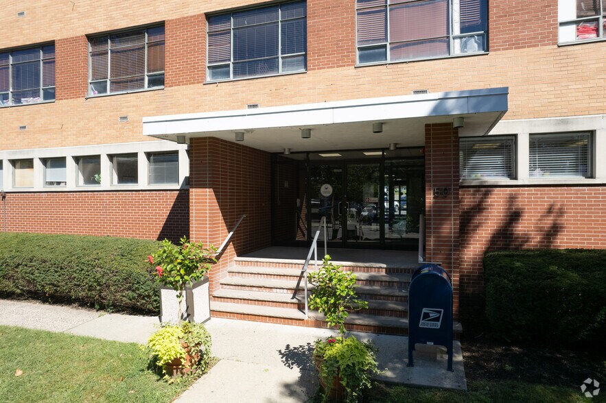 More Photos Of 50 Newark Ave, Belleville Medical For Lease