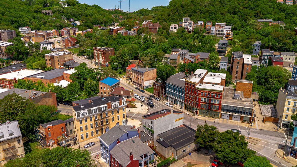 More Photos Of 1833 Vine St, Cincinnati Storefront Retail Residential For Lease