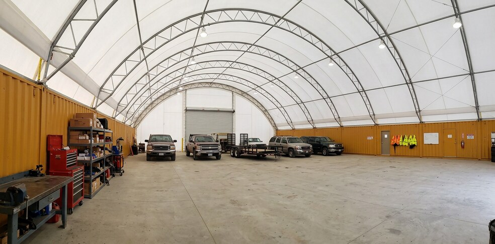 More Photos Of 17375 Gaffield Rd, Justin Warehouse For Lease