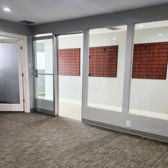 More Photos Of 7604 Baker Blvd, Richland Hills Freestanding For Sale