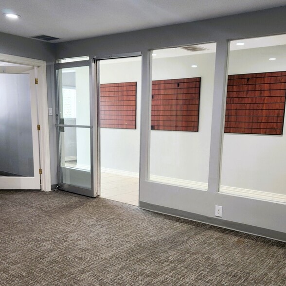 More Photos Of 7604 Baker Blvd, Richland Hills Freestanding For Sale