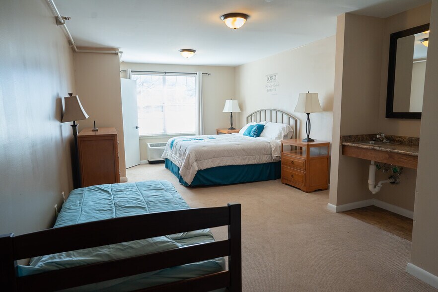 More Photos Of 10310 Bailey Cove Rd SE, Huntsville Assisted Living For Sale