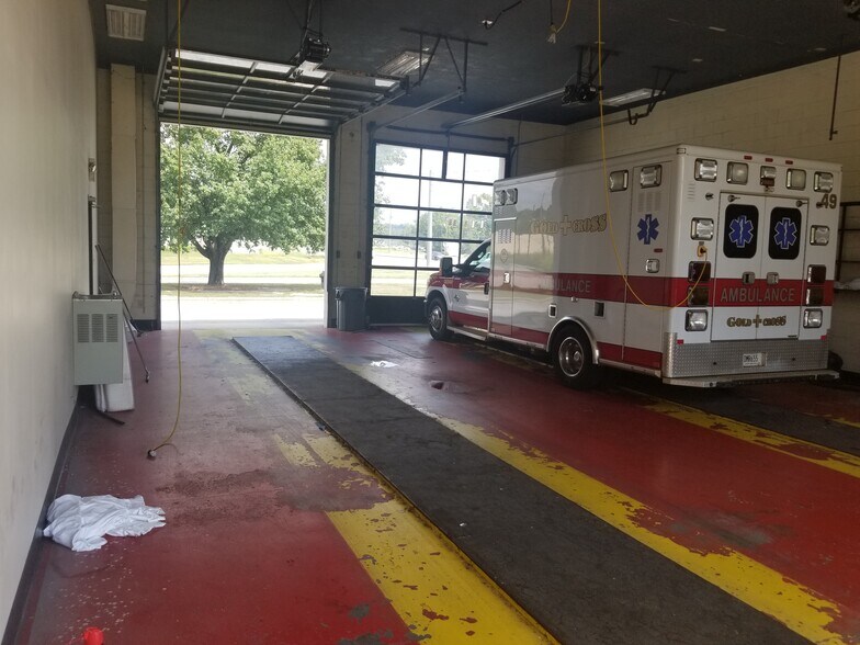 More Photos Of 2802 Regency Blvd, Augusta Auto Repair For Lease