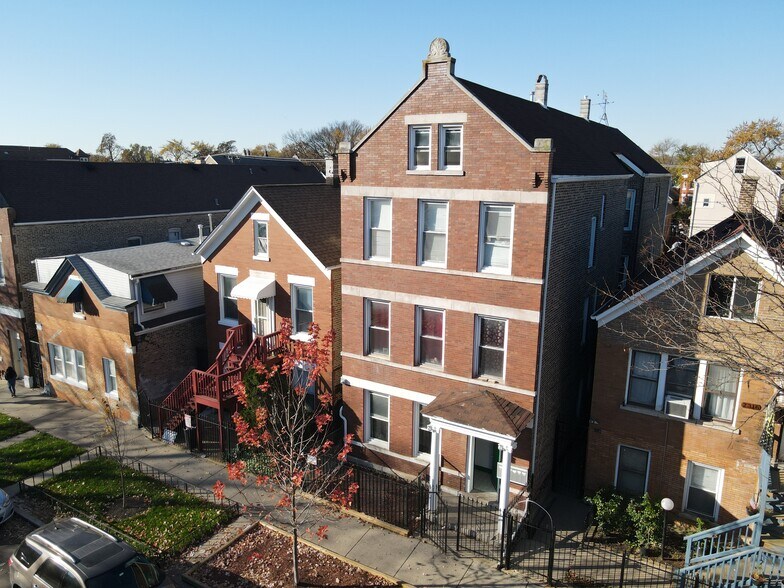 More Photos Of 2318 S Homan Ave, Chicago Apartments For Sale