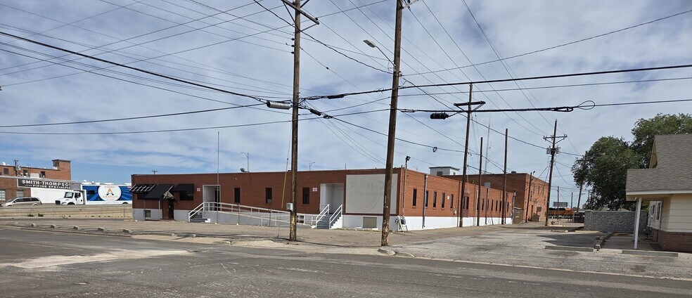 More Photos Of 117 S Pierce St, Amarillo Industrial For Sale