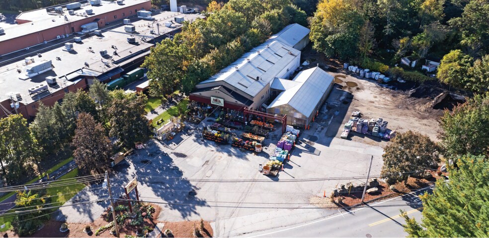 More Photos Of 24 Maple Rd, Chelmsford General Retail For Sale