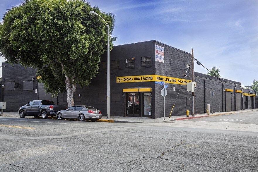 Primary Photo Of 5855-5859 E Compton Ave, Los Angeles Showroom For Lease