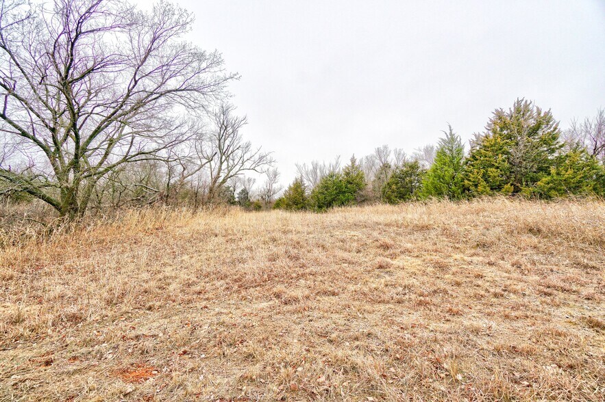 More Photos Of SE/c of SE 36th & Douglas Blvd, Oklahoma City Land For Lease