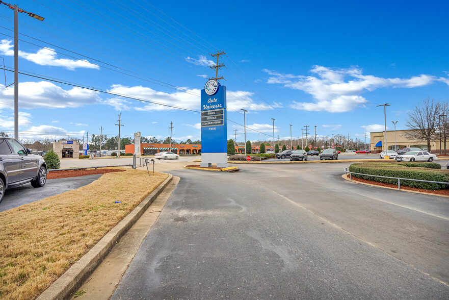 Primary Photo Of 7300 Winchester Rd, Memphis Auto Dealership For Sale