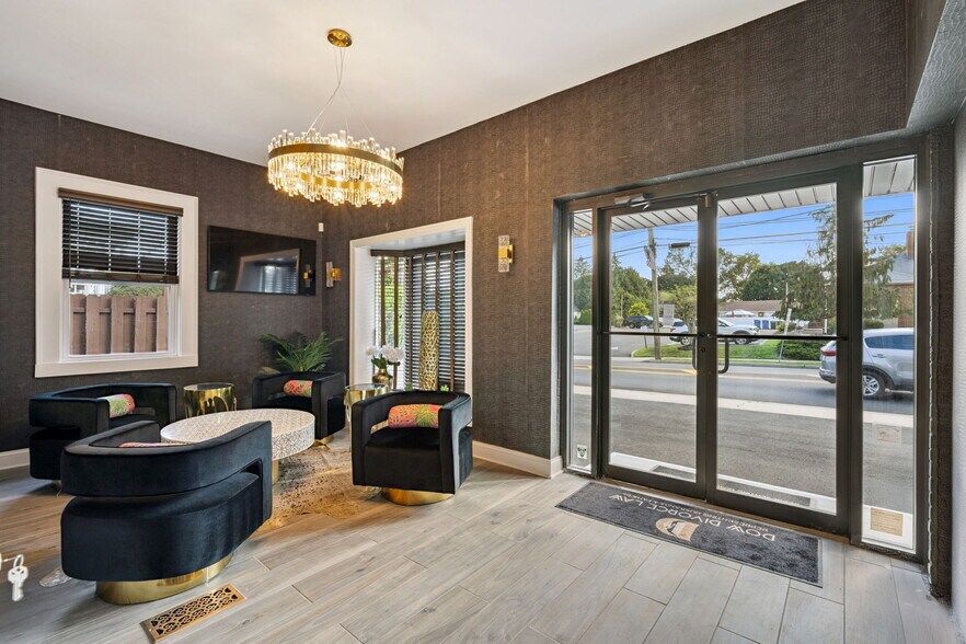 More Photos Of 187-189 N Main St, Milltown Medical For Sale