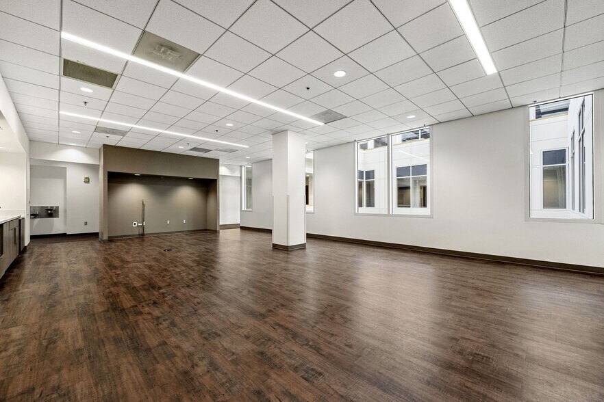More Photos Of 3579-3585 Atlanta Ave, Atlanta Office For Sale
